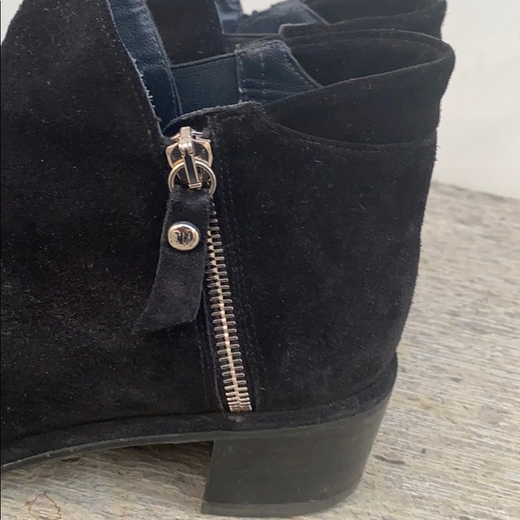 Stuart Weitzman black suede ankle boot size 7 - Picture 5 of 10